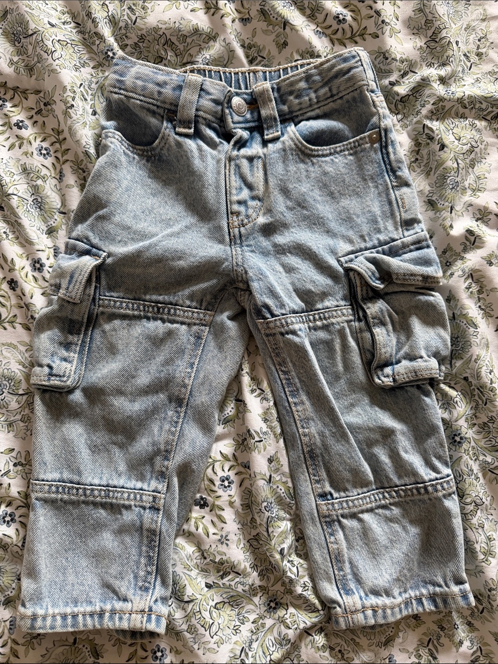 Old Navy Light Wash Cargo Jeans for Kids